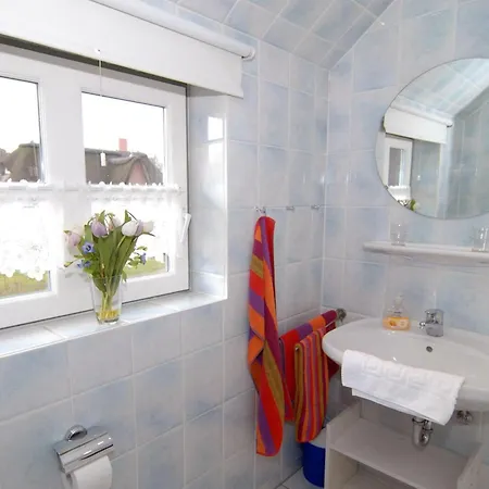 Haus-friesenstrasse-whg-01 بيت للعطل *